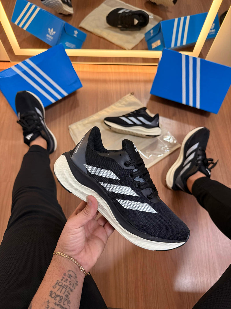 Tênis Adidas Adizero Boston 12