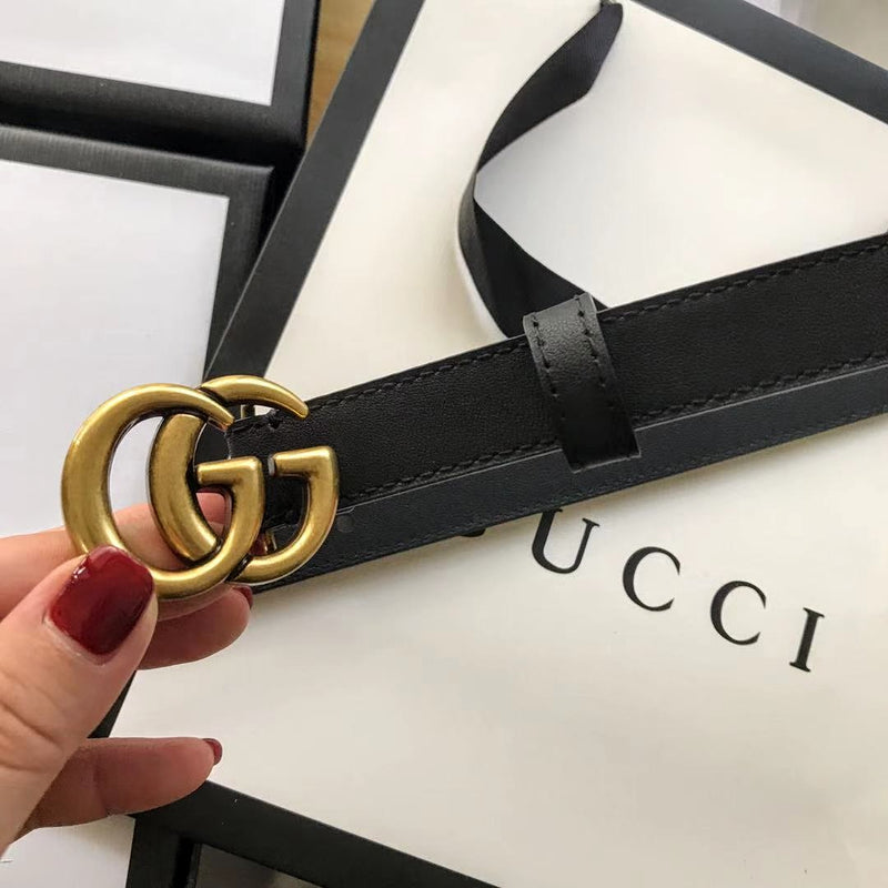 CINTO GUCCI DE COURO COM FIVELA DUPLO G