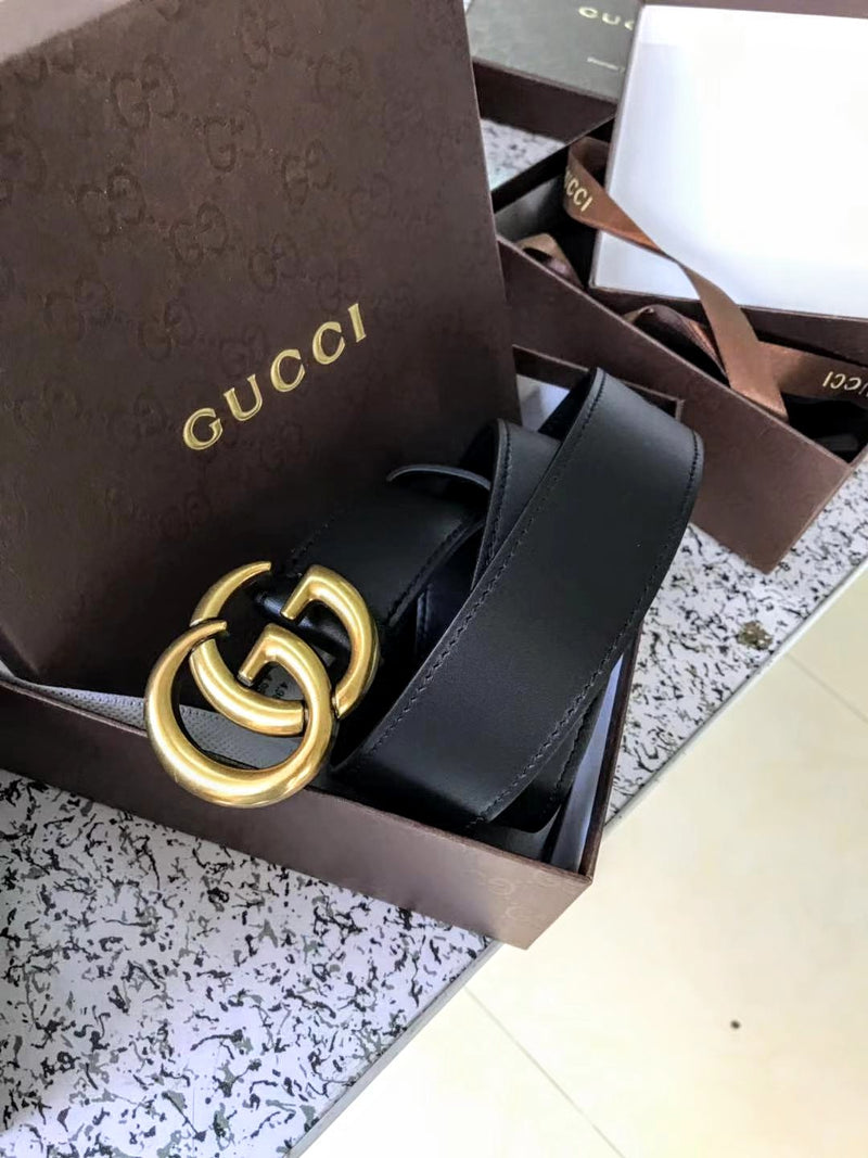 CINTO GUCCI DE COURO COM FIVELA DUPLO G