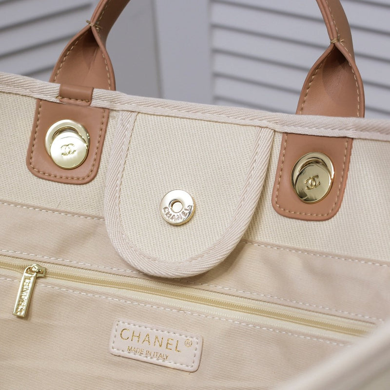 CHANEL DEAUVILLE PEARL TOTE BAG